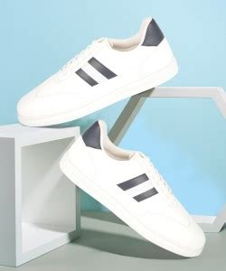 HIGHLANDER Sneakers For Men - Buy HIGHLANDER Sneakers For Men Online at ...