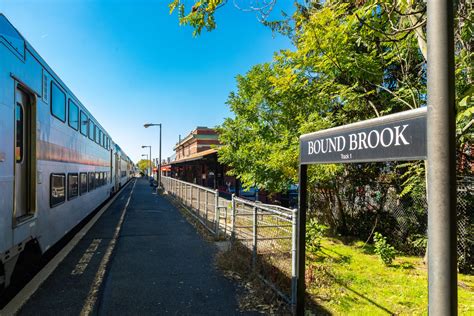 Citizen Bound Brook | Studio, 1 & 2 Bedroom Luxury Rentals