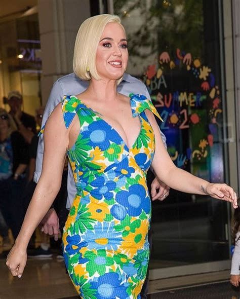 Pregnant KATY PERRY Out and About in Melbourne 03/09/2020 – HawtCelebs