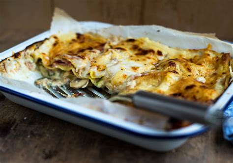 jamie oliver mushroom pasta bake