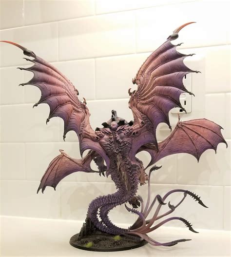 What's On Your Table: Custom Winged Hive Tyrant - Faeit 212: Warhammer ...