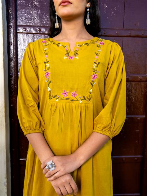 GULMIRA COTTON EMBROIDERY KURTA SET – GAYRAA