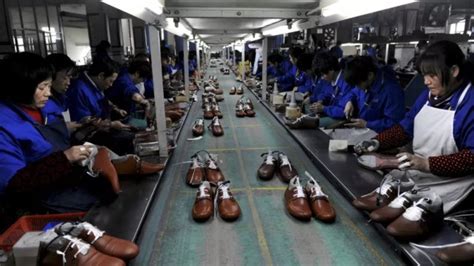 青岛人口10万的小镇，却撤镇设街，是中国制鞋基地，跨境电商繁荣