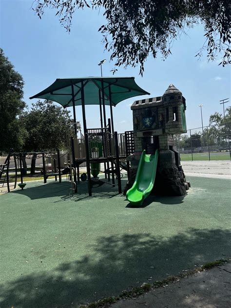 The community at Ross Snyder Park – Bulldog Bugle