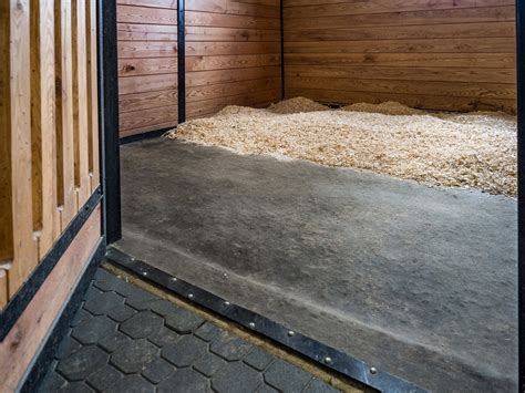 Horse Stall Flooring Options 1 Inch Horse Stall Tiles Equine Floor