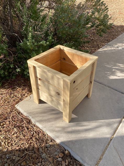 Planter Box, DIY, Building Plans, Beginner Friendly - Etsy | Diy ...