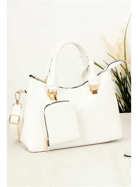 Cute White Shoulder Bags at Annette Nelson blog