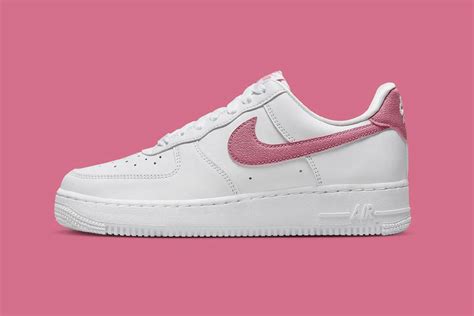 Nike Is Pushing Pink, but Can the Color Make a Comeback Once Again ...