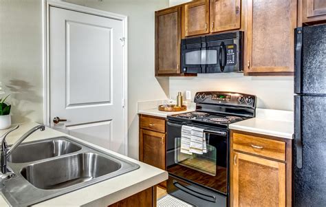 Luxury Apartments for Rent in Austin, TX | Retreat at North Bluff