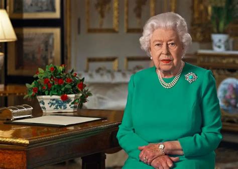 特辑：英国女王的帽子_图片频道_财新网