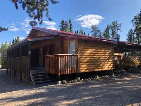 WILDERNESS FAMILY OUTFITTERS (Wollaston Lake) - Lodge Reviews & Photos ...