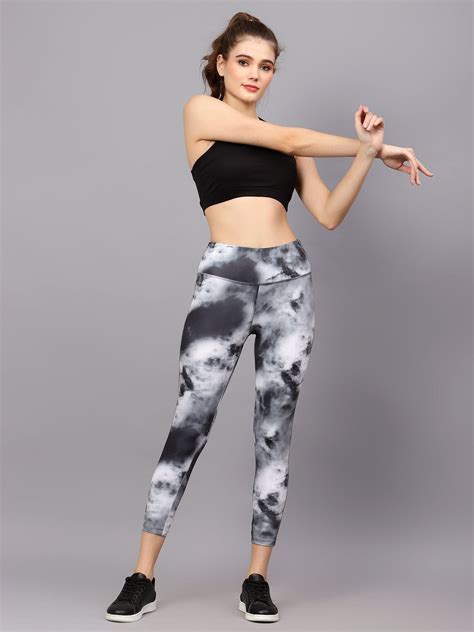 Printed Tights – Shivnaresh