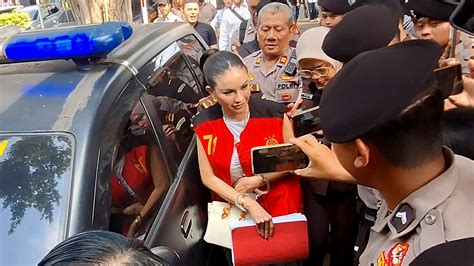 Nikita Mirzani Xnxx Com