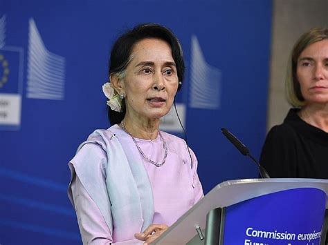Aung San Suu Kyi birthday Democracy advocate are angry with Nobel peace ...
