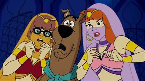 Download Scooby Doo Velma And Daphne Wallpaper | Wallpapers.com