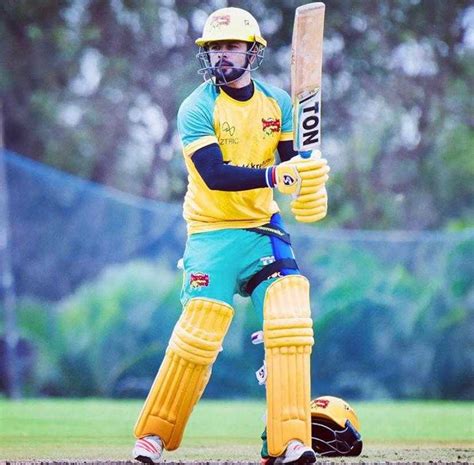 Praveen Gowda Cricketer Fitness Influencer Biography Birthday Age New ...