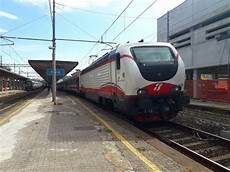 treno genova pavia it 64 i treni della mattina nella stazione di pavia 23 treno genova pavia it 64 i treni della mattina nella stazione di pavia 23