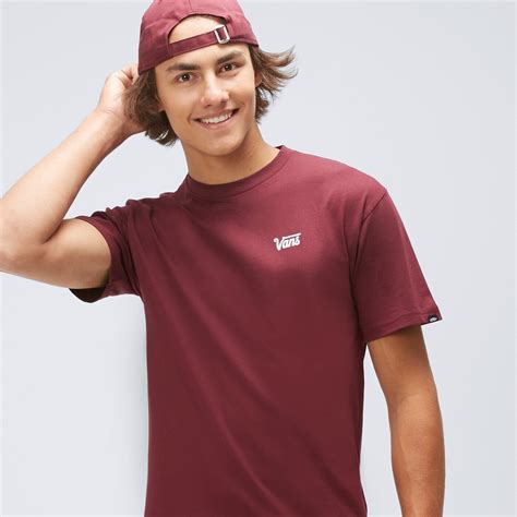 VANS T-SHIRT MINI SCRIPT-B (VN0A7Y3SBRG1) bordowy | Męskie Koszulki ...