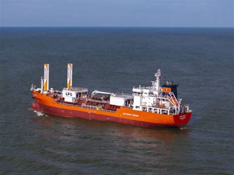 Antony Veder Pioneers Wind-Assisted Propulsion On Gas Carrier ...