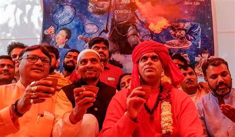 After cow urine party, Hindu Mahasabha chief now preaches abstinence ...