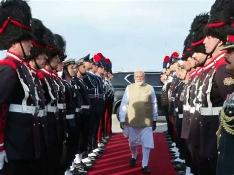 Meloni Welcomes PM Modi in Rome; Shares Viral Selfie