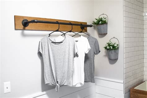 Wall Mounted Hanger Rack