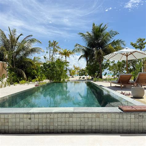 RAH GILI MALDIVES (Mahaanaelhihuraa Island) - Villa Reviews, Photos ...
