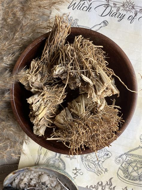 Vetiver - 30 Gm – The Lilith store