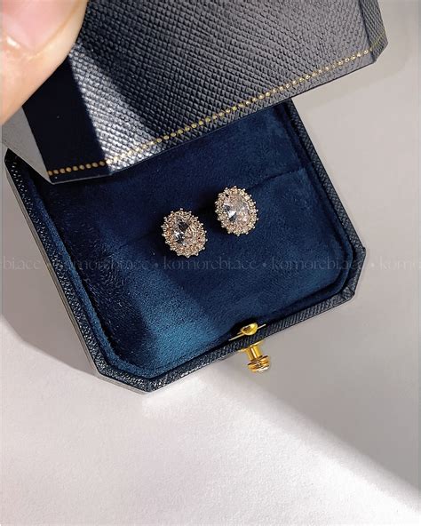 ko-mo-re-bi elegant jewelry (@komorebi.acc) • Instagram photos and videos