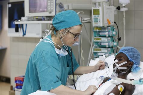 Coronavirus: The team of Ebola medics fighting Covid-19 at the centre ...