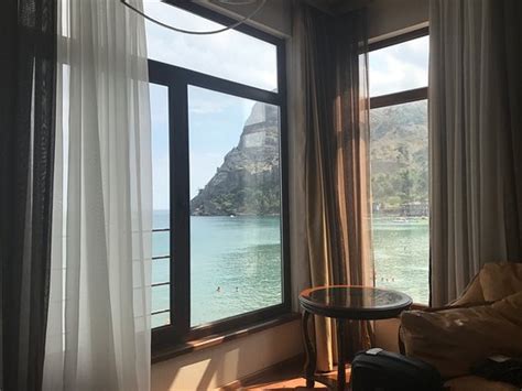 HOTEL ASSOL (Novyi Svit) - Hotel Reviews, Photos, Rate Comparison ...