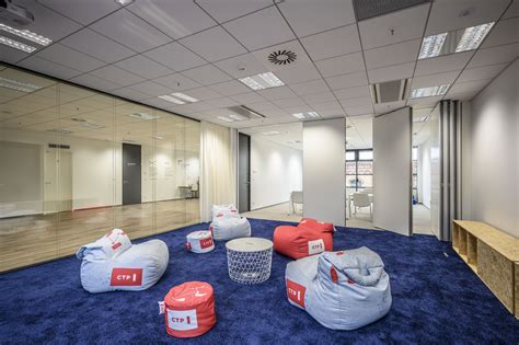 Glass partitions and movable wall in Czechitas | Partitions and movable ...