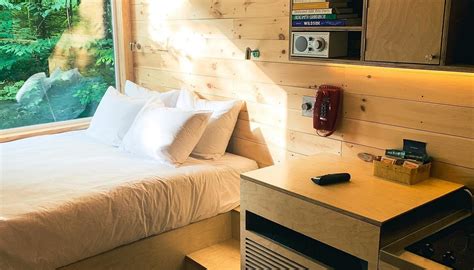 POSTCARD CABINS BIG BEAR, OUTDOOR COLLECTION BY MARRIOTT BONVOY ...