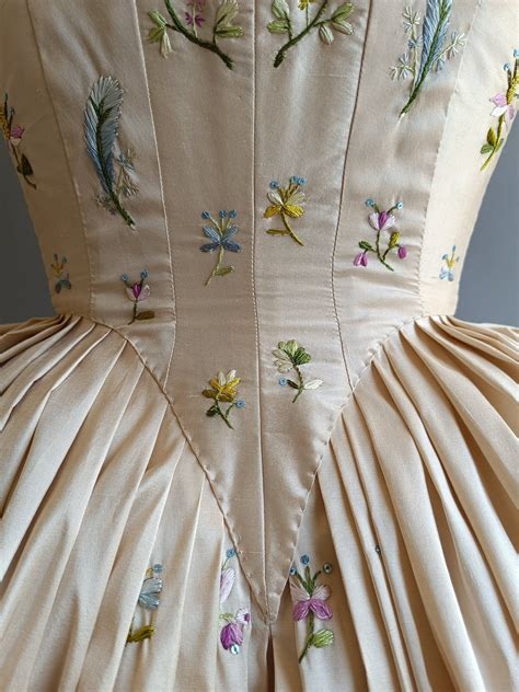 Robe a La Anglaise Dress Gown 18th Century Reenactment Marie Antoinette ...