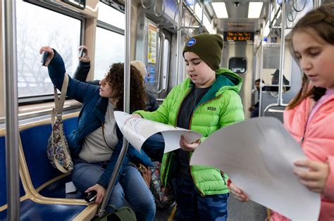 Boy attempts Guinness record for reaching Chicago 'L' stations