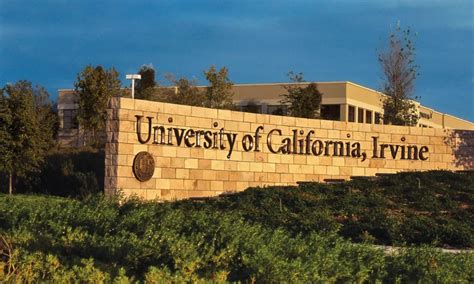 美国留学|加州大学欧文分校与西北大学联合硕士直录项目 - 兆龙留学