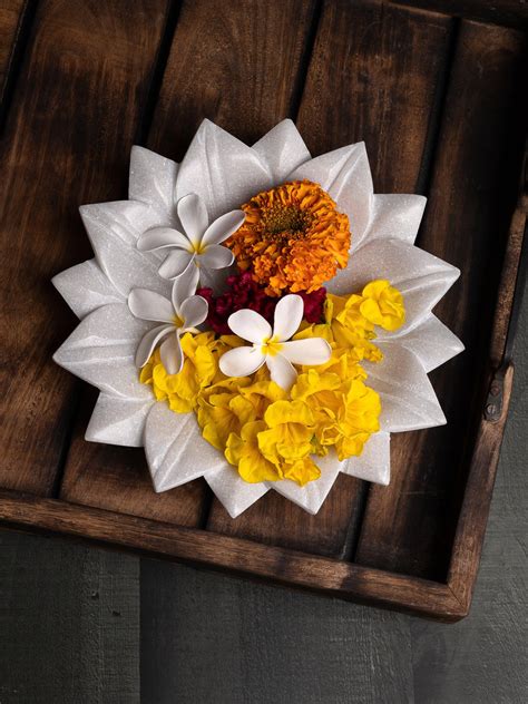 Shop Lotus Urli Plate | Timeless Marble Elegance