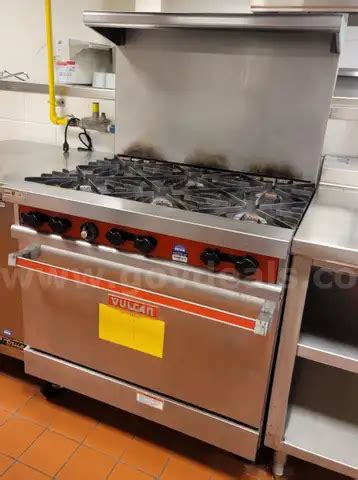Vulcan Hart Range - 6 Burner | GovDeals