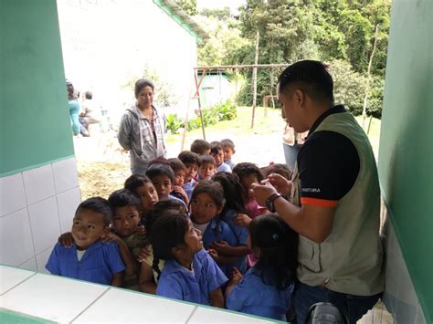 Higiene, salud y saneamiento ambiental en escuelas rurales del ...