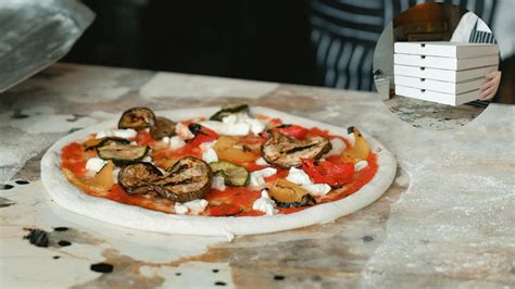 Interesting facts about pizza, why is the pizza box square, pizza facts ...