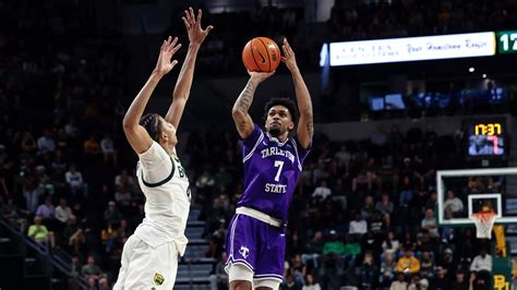 Dior Johnson’s D1 era record 42-point effort leads Texans in narrow ...