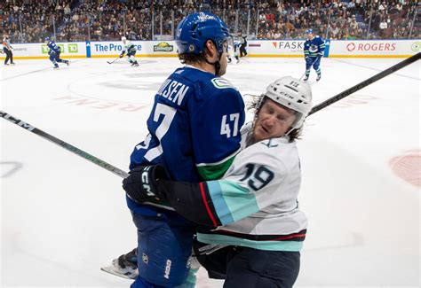 The NHL's "Lost Art" Of Body Checking: Is The No Hit League A Reality? - DLatest Scoop