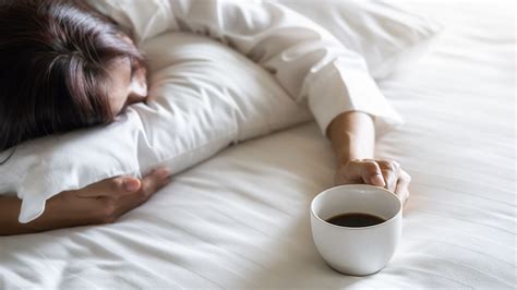 How does caffeine affect sleep? | Live Science