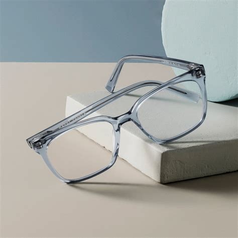 How Far Can the Human Eye See? | Warby Parker