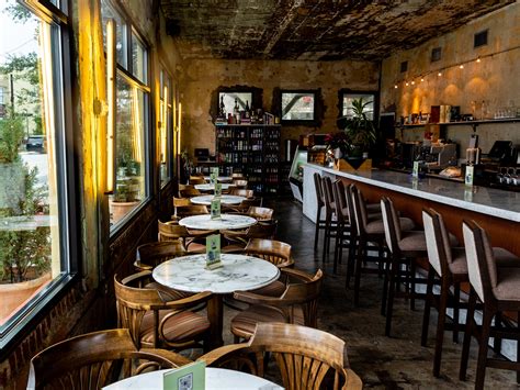 The 17 Best Restaurants for a Romantic Date Night in Houston 2023 ...