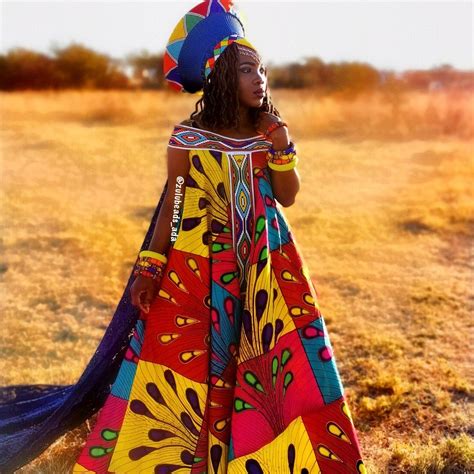 Traditional Zulu attire worn by a Zulubride. Seller @zulubeads_ada ...