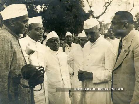 Guard Of Honour - Gandhi, Nehru: A Look At Real Heroes Of India Inc ...