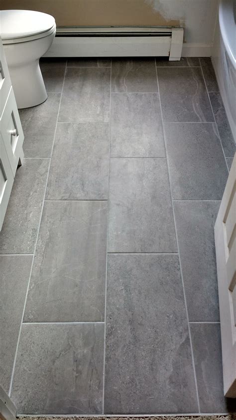 Gray tile bathroom floor – Artofit