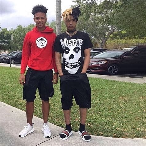 XXXTentacion Outfit from August 17, 2017 | WHAT’S ON THE STAR?