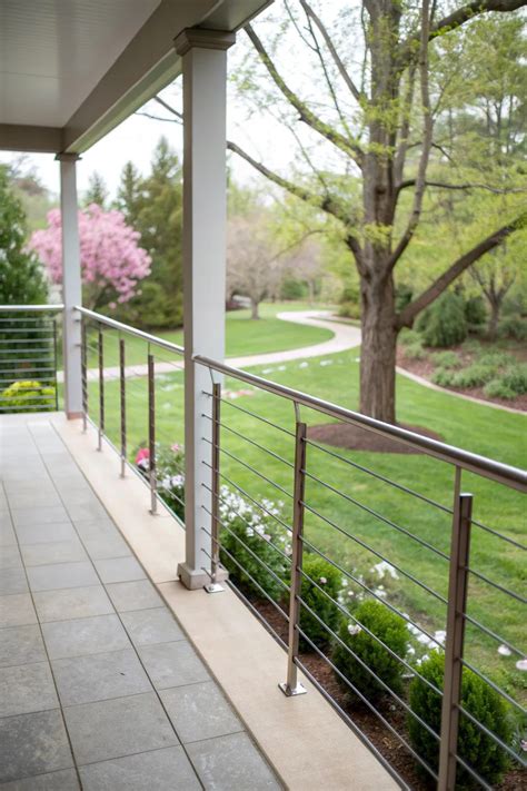 16+ Budget-Friendly Porch Railing Ideas - Garden.eco